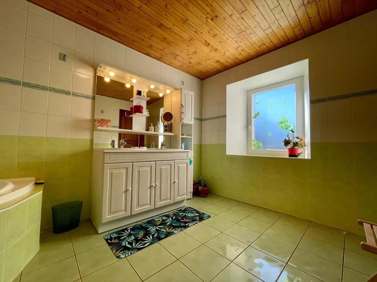 بيت للعطل Gite Chaleureux Avec Cheminee Pres Du Puy-En-Velay, Ideal Pour Familles Et Sejours Professionnels - Fr-1-582-349 Saint-Germain-Laprade فرنسا
